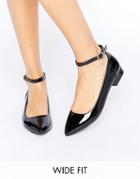 New Look Wide Fit Patent Point Shoe - Black