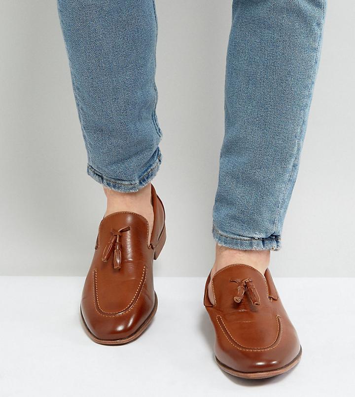 Asos Wide Fit Loafers In Tan Faux Leather With Tassel - Tan