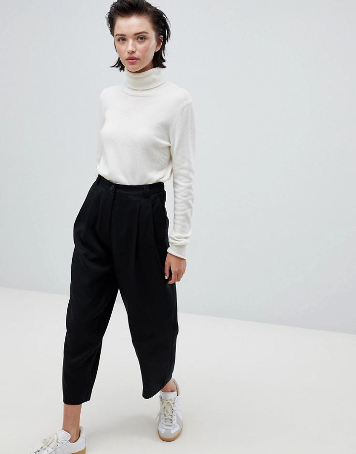 Weekday Lightweight Pleat Front Pants In Black - Black