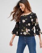 Qed London Floral Top With Crochet Sleeve Detail - Black