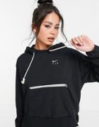 Nike Basketball Dri-fit Standard Issue Oversized Fleece Hoodie In Black