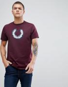 Fred Perry Storted Laurel Wreath T-shirt In Burgundy - Red