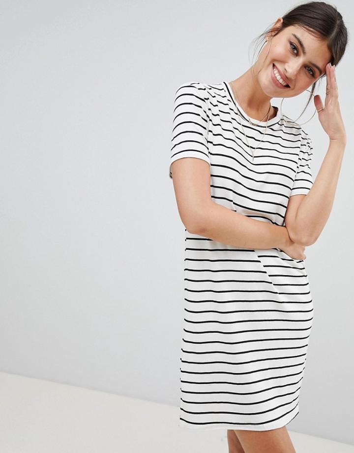 Prettylittlething Stripe T-shirt Dress - Multi