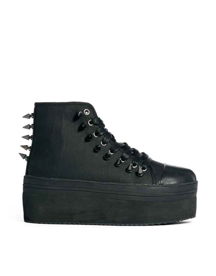 Cute To The Core Ele Black Stud Back Flatform Sneakers