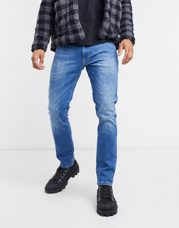 Wrangler Larston Slim Tapered Jeans-blue
