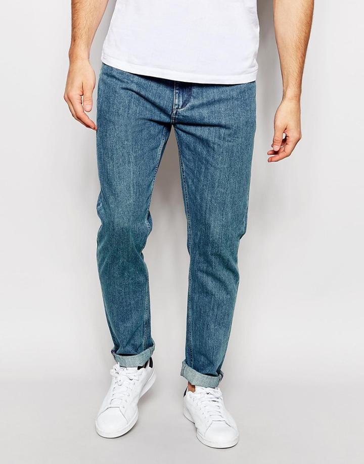 Adpt Vintage Wash Jeans In Slim Anti Fit - Light Blue
