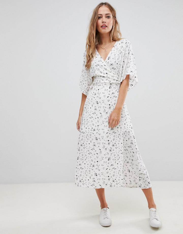 Liquorish Star Print Wrap Midi Dress - White
