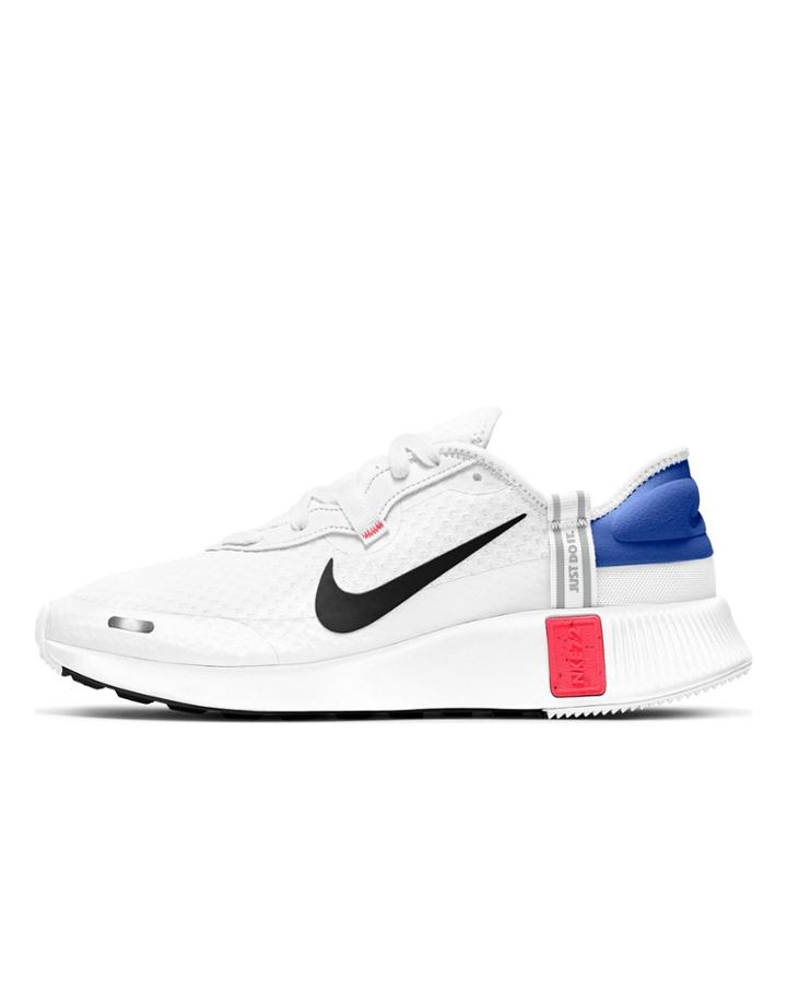 Nike Reposto Sneakers In White