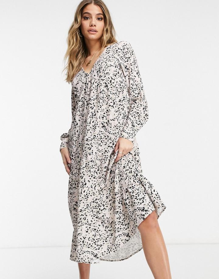 Pretty Lavish Printed Midi Dress In Gray Black Abstract Print-grey