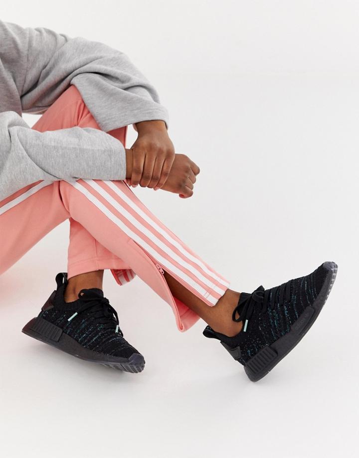 Adidas Originals Nmd R1 Parley Sneakers In Blue Print - Blue