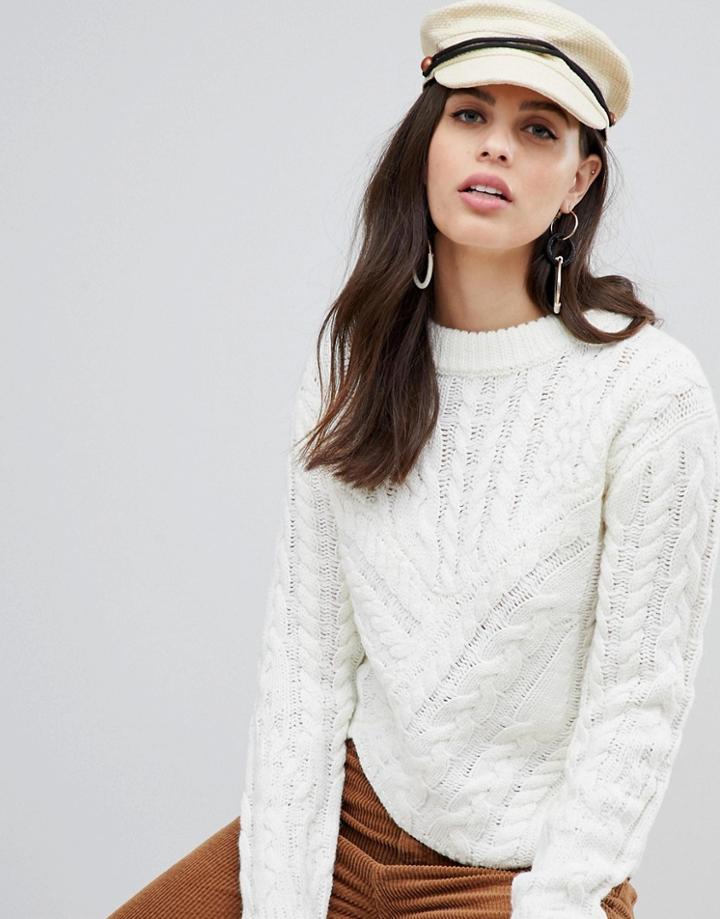 Liquorish Round Neck Asymmetric Cable Knit Sweater - White