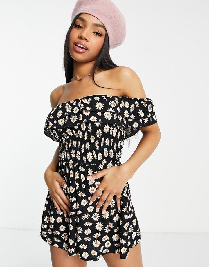 Miss Selfridge Shirred Frill Detail Romper In Mono Daisy-black