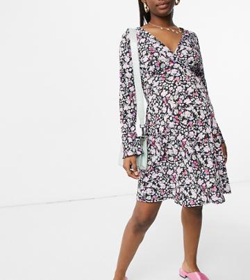 Blume Maternity Jersey Wrap Dress In Black Floral Print-multi