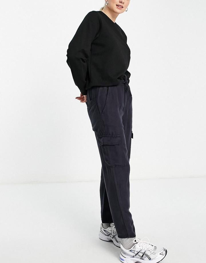 Whistles Amber Cargo Pocket Sweatpants In Black