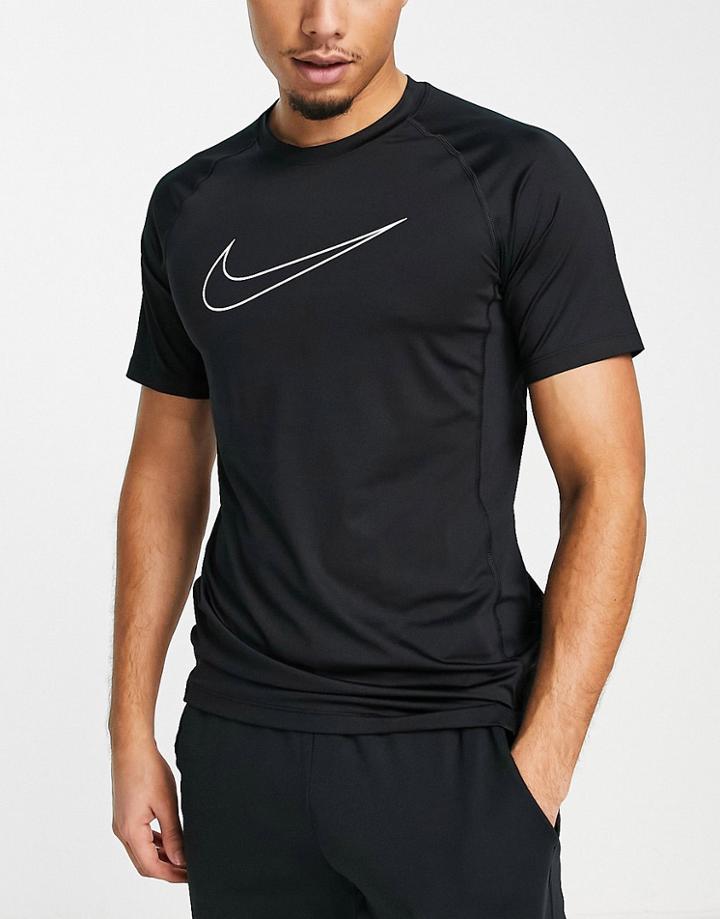 Nike Training Pro Dri-fit Slim Fit T-shirt In Black