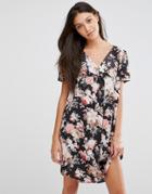 Traffic People Stitch Dress In Floral Print - Black Ditsy Floral
