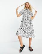 Qed London Shadow Floral Shirt Midi Dress In Monochrome-white