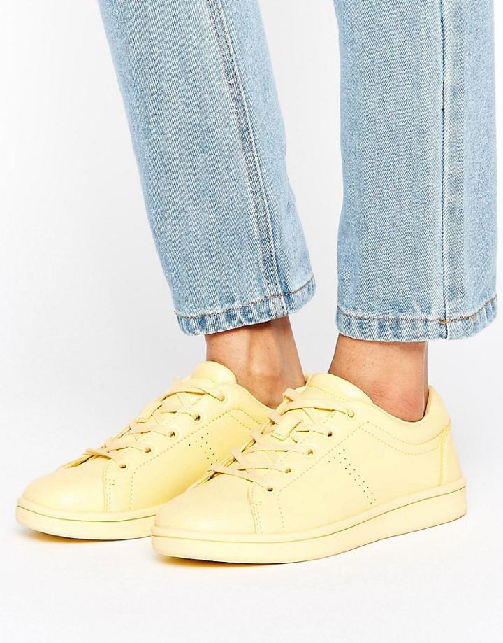 Bershka Pastel Lace Up Sneaker - Yellow