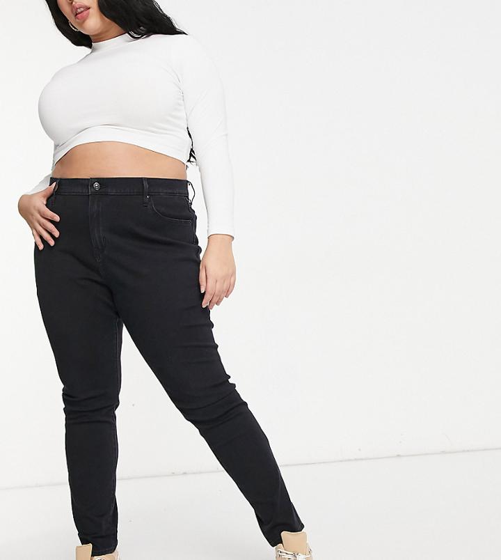 Levi's Plus 721 Hi-rise Skinny Jeans In Black