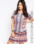 Asos Curve T-shirt Dress In Placed Paisley Print - Multi