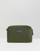 Consigned Toiletry Bag In Green - Green