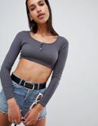 Prettylittlething Rib Popper Front Long Sleeve Crop Top - Gray