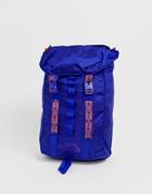 The North Face Lineage 23l Backpack In Blue - Blue