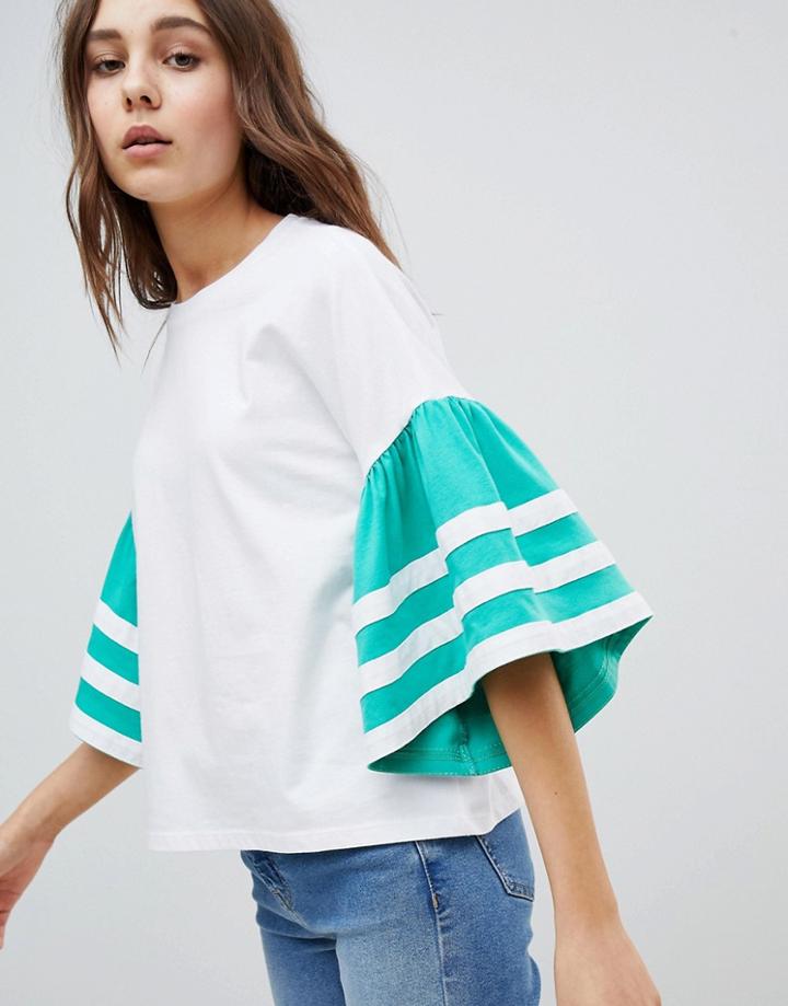Asos Design T-shirt In Boxy Fit With Contrast Ruffle Sleeve - White