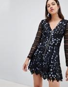 To Be Adored Ondria Lace Zip Thru Dress - Black