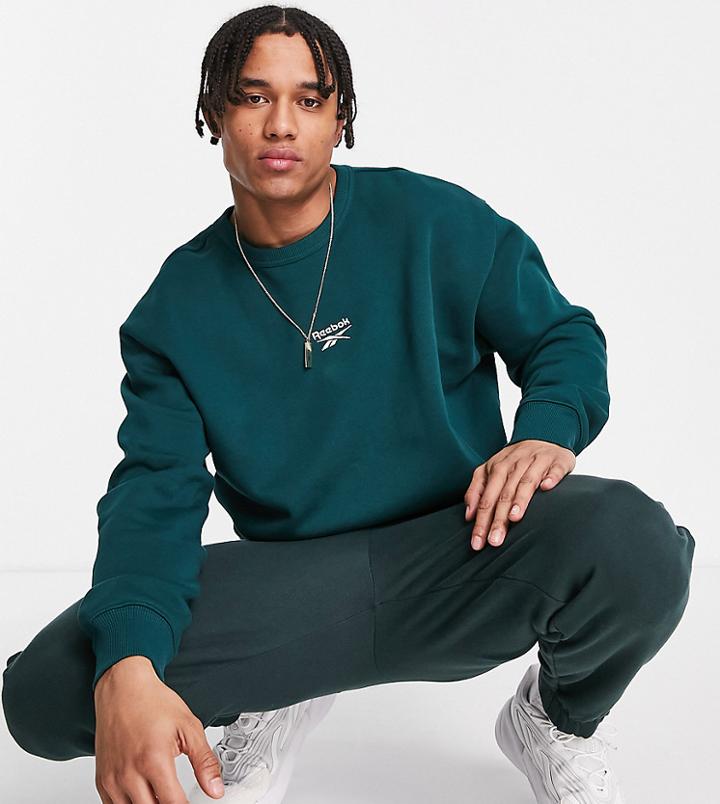 Reebok Classics Wardrobe Essentials Sweatshirt In Forest Green