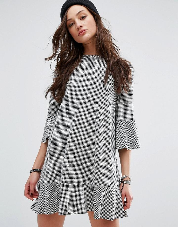 Pull & Bear Gingham Frill Sleeve Dress - Black