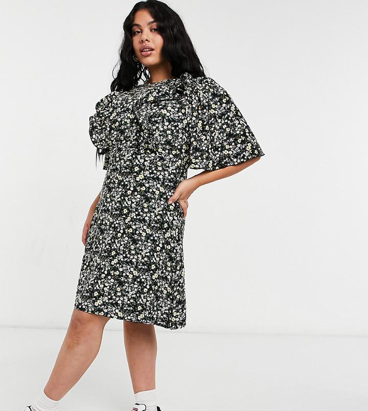 Fashion Union Plus Mini Dress With Ruffle Sleeve In Ditsy Floral-black