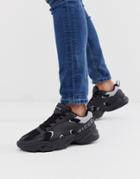 Nicce Runner Sneaker In Black With Logo - Black