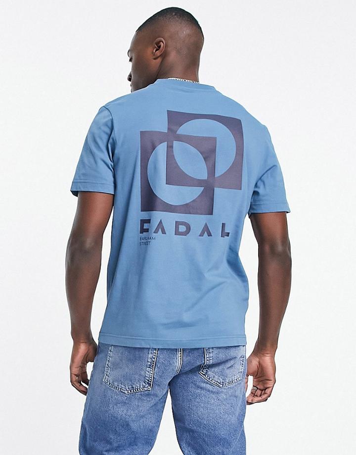 Farah Head Back Graphic T-shirt In Blue