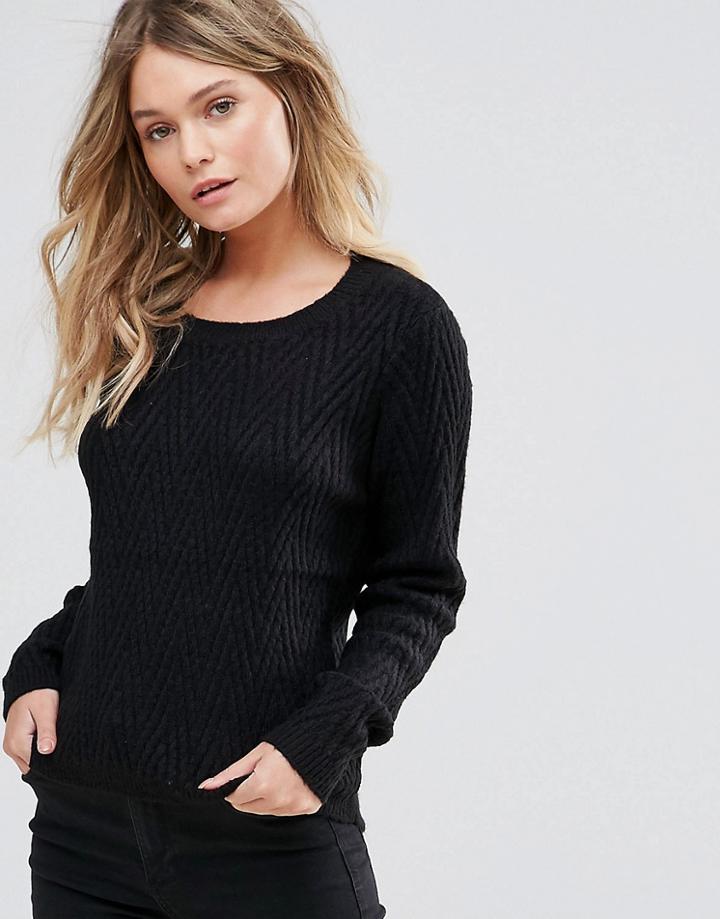 Vero Moda Round Neck Sweater With Curved Hem - Black