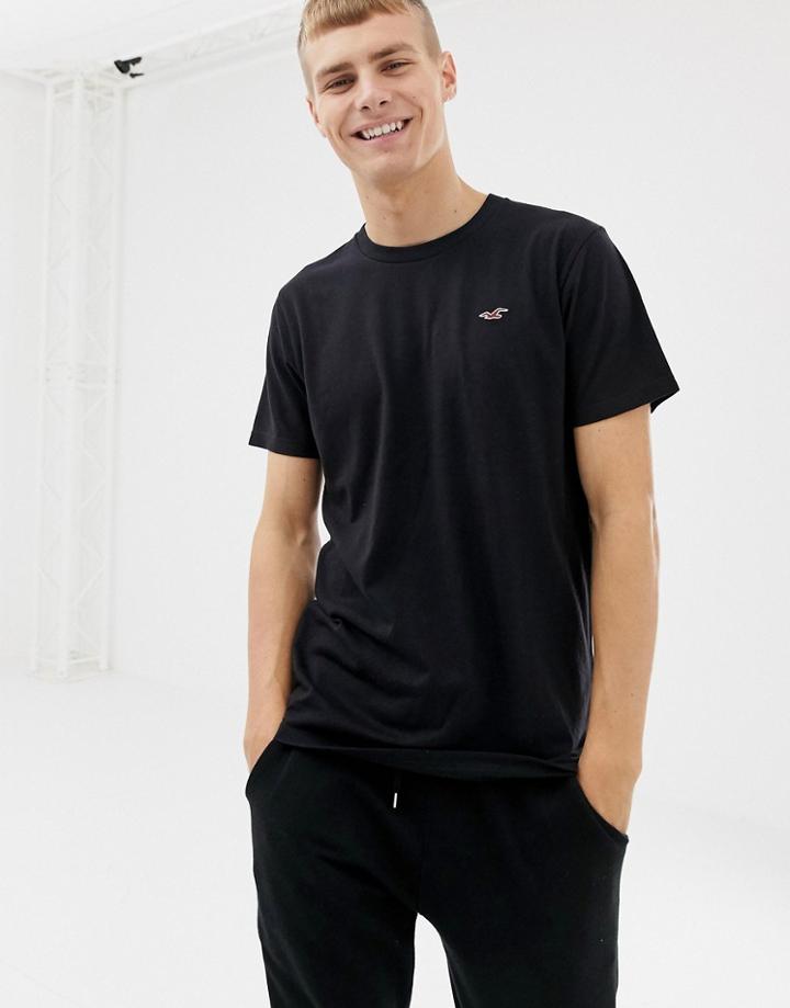 Hollister Crew Neck Seagull Logo T-shirt In Black - Black