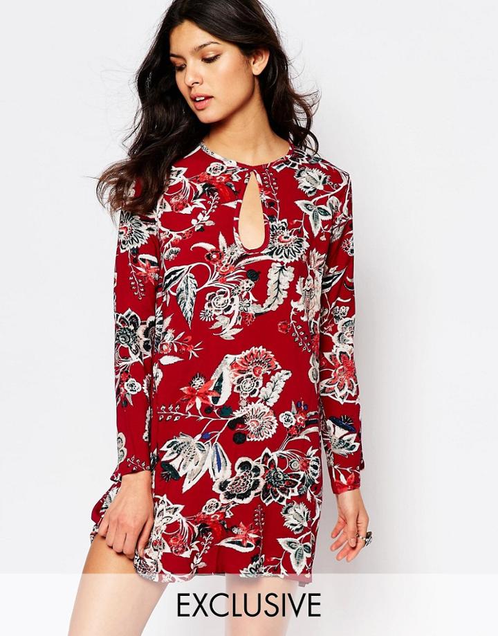 Milk It Vintage Long Sleeve Swing Dress With Key Hole In Paisley - Red