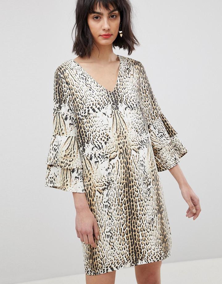 Vero Moda Leopard Print Dress With Tiered Sleeves - Multi