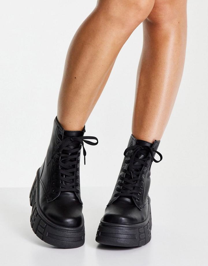Miss Selfridge Adele Black Pu Chunky Boots