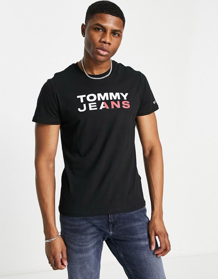 Tommy Jeans Essential Logo T-shirt In Black