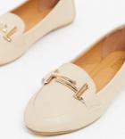 Raid Wide Fit Nidhi Loafer With Snaffle In Beige-neutral