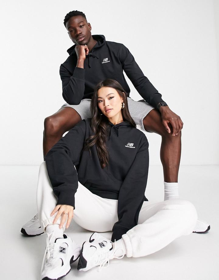 New Balance Unisex Logo Hoodie In Black