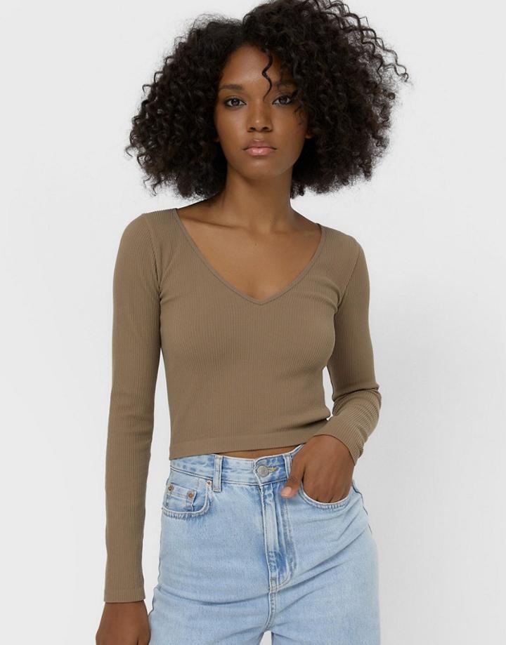 Stradivarius V-neck Ribbed Seamless Top In Mushroom-brown