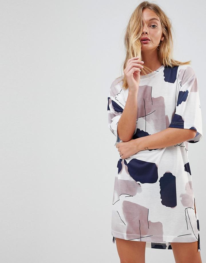 Native Youth Printed T-shirt Dress - White