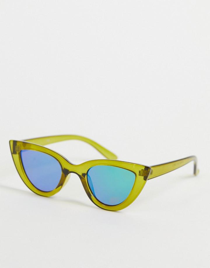 I Saw It First Retro Cat Eye Sunglasses In Green