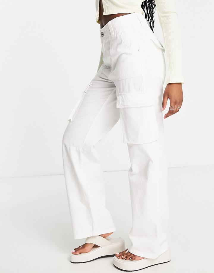 Bershka Straight Leg Cargo Pants In White