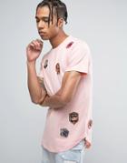 Criminal Damage T-shirt In Pink With Badge Print - Pink