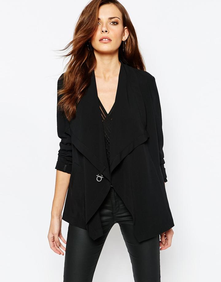 Sisley Blazer With Clasp Detail In Black - 100