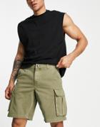 New Look Relaxed Fit Cargo Shorts In Dark Khaki-green