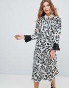 Closet Long Sleeve Bell Sleeve Collared Dress - Multi
